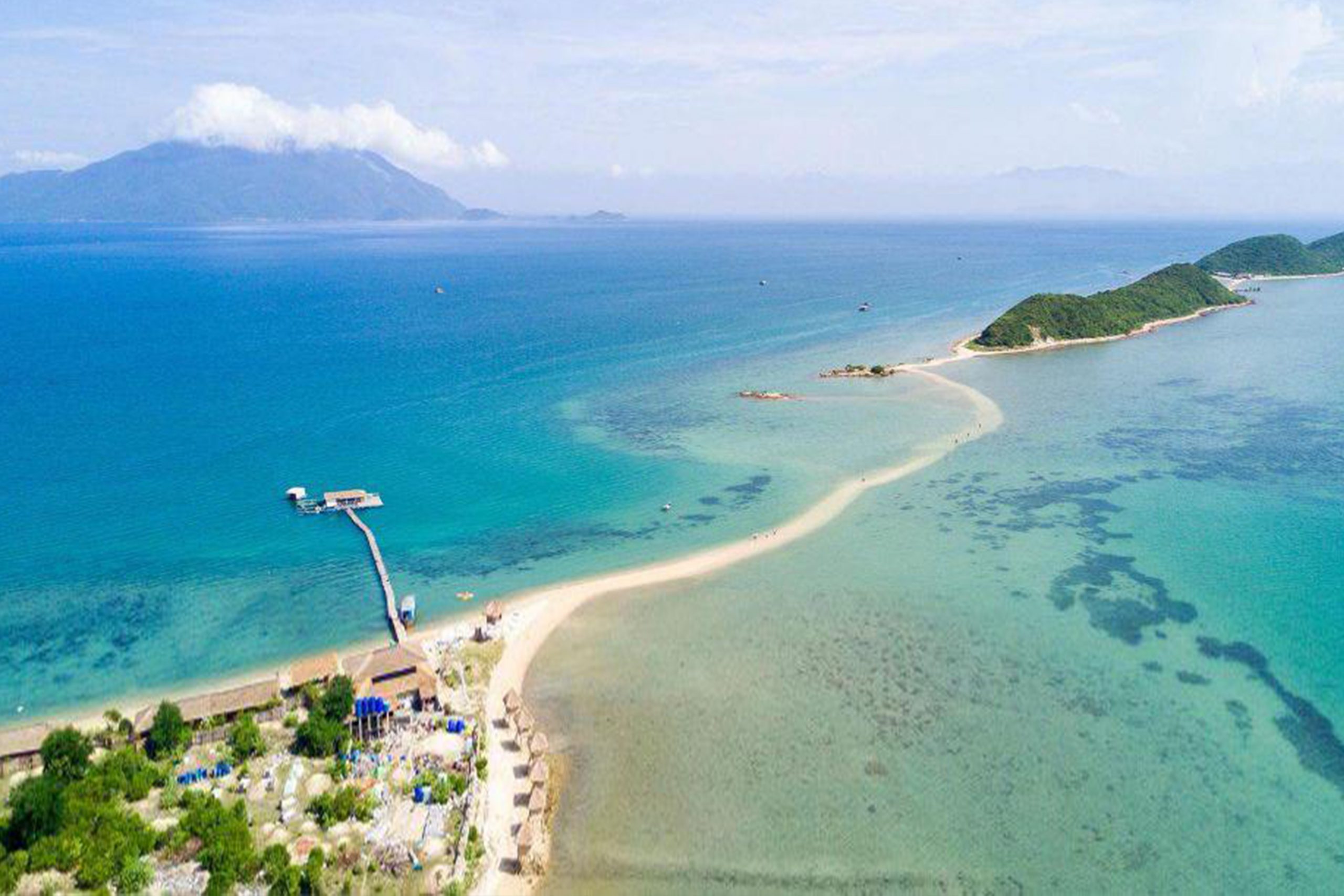 Chùm ảnh bờ biển Việt Nam. Ảnh: Việt Giải Trí